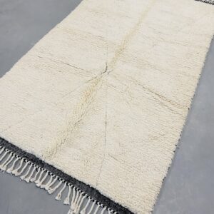 MODERN BENI OUARAIN 251 X 150