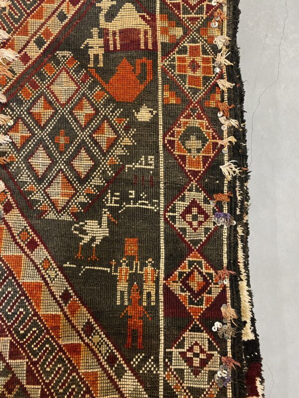 ait seghrouchen rug