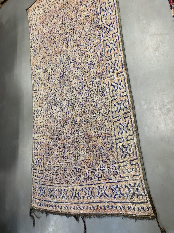 Beni Mguild rug 399 x 185