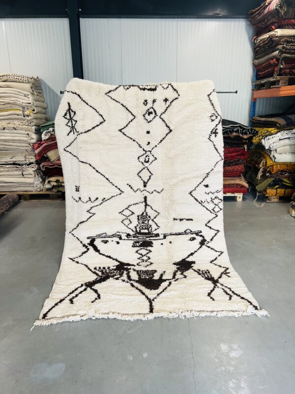 Azilal Rug 254 x 173