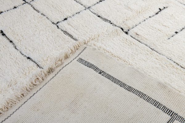 Modern Beni Ouarain Rug 345 x 260