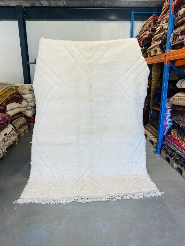 Modern Beni Ouarain 238 x 172