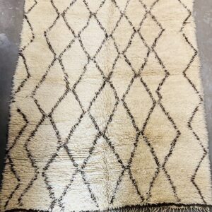 Vintage Beni Ouarain Rug 257 x 188